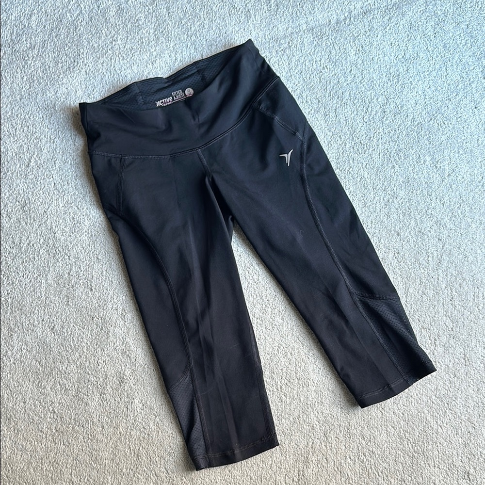 Old Navy Active Cropped Legging - size XS